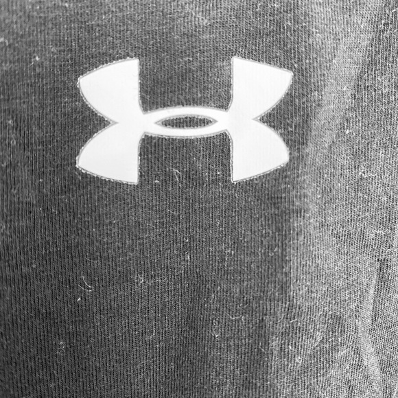 Under armor women’s training t shirt. - Picture 4 of 6